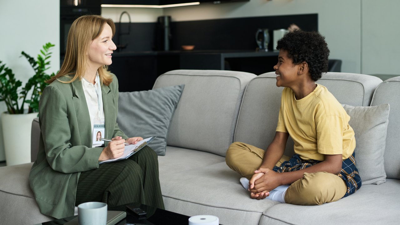 Supporting Children Through the Emotional Rollercoaster of Parental Divorce